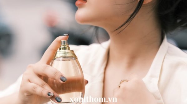 Review nước hoa nữ Dior J’adore