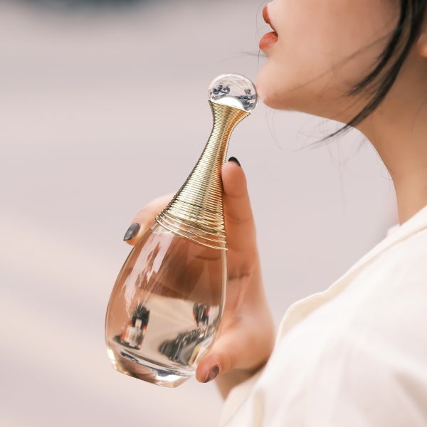 Review nước hoa nữ Dior J’adore